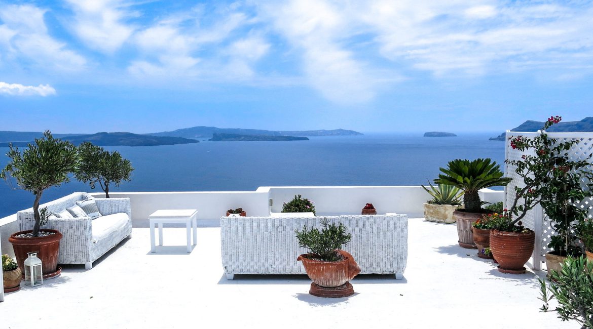 Live your experience in Greece