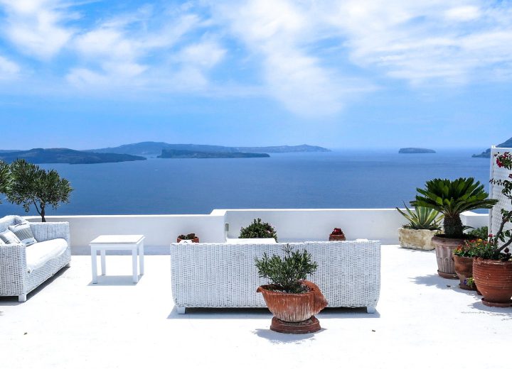 Live your experience in Greece
